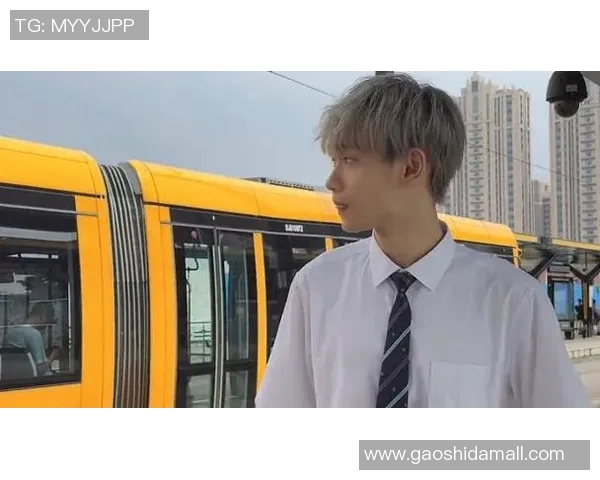 和平精英纪实：见证EDG从新手到冠军的辉煌成长历程