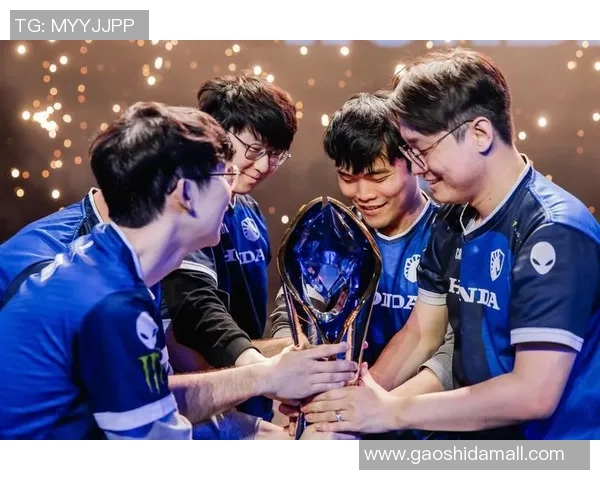 CSGO赛事热议IG战队技术争议引发玩家热烈讨论与思考